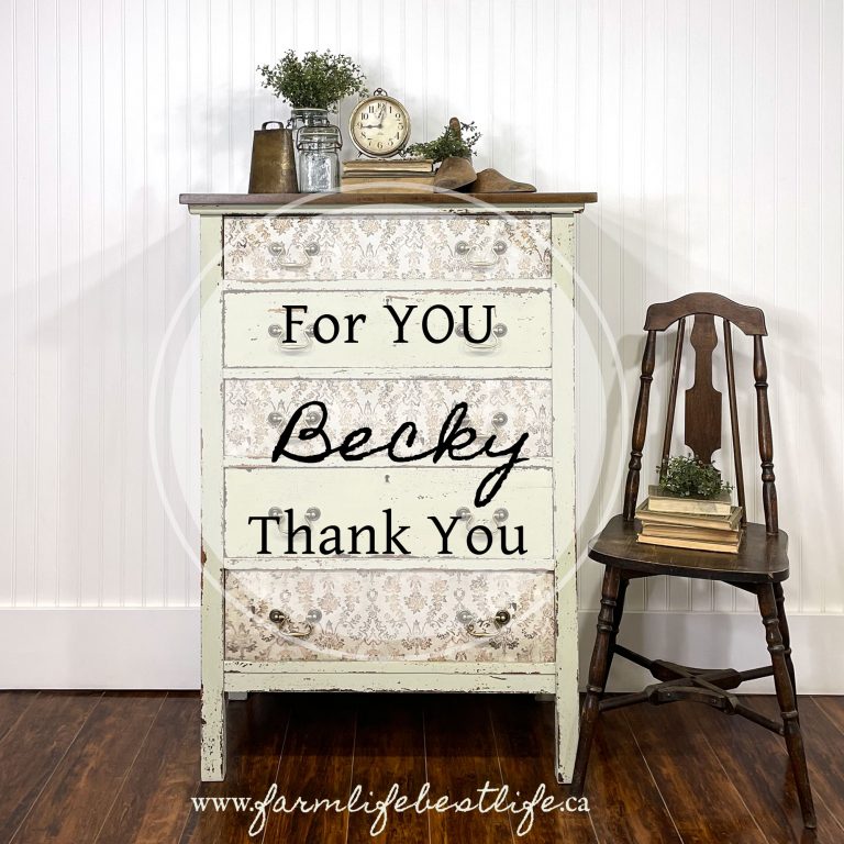 Chippy Charm Chiffonier