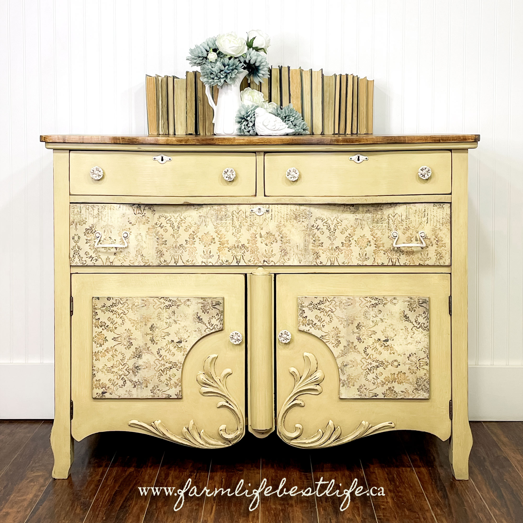 Farmhouse Furniture